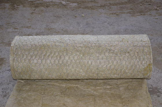 Manta de aislamiento incombustible de stonewool con aduana de la malla de alambre