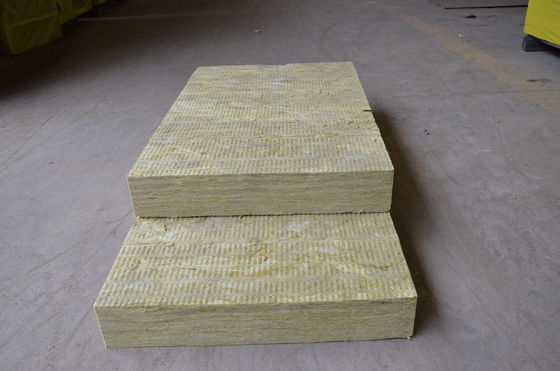 Tablero de aislamiento acústico de stonewool para las paredes, aislamiento rígido del tejado de las lanas de roca